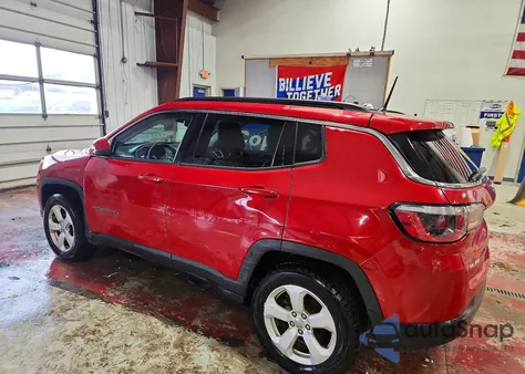 2018 Jeep Compass Latitude z USA, uszkodzony, nr VIN 3C4NJDBB2JT150320